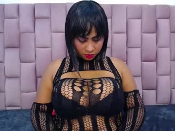 Roxannehott October 25, 2025