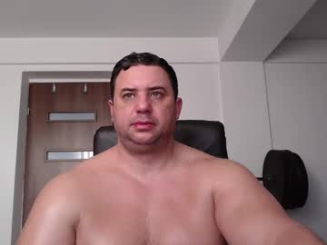 Hot_Stefano1 November 01, 2025