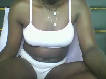 Hornybella4 November 01, 2025