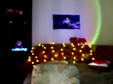 Luna_Evan November 04, 2025