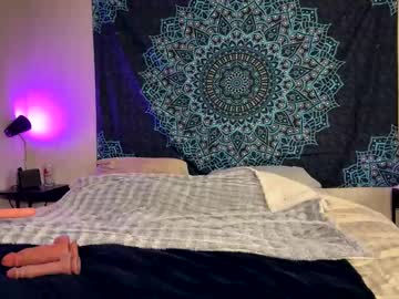 Petitegirluvsdick November 04, 2025