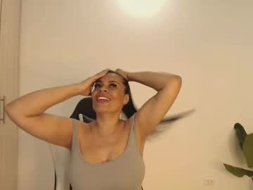 Perla_Milf4u November 04, 2025