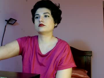 _Atenea_Golden November 06, 2025