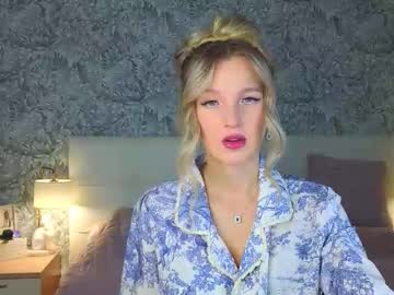 Emilydancee November 07, 2025