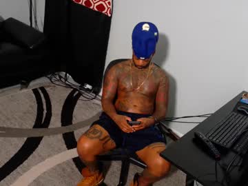 Slangondemhoes November 09, 2025