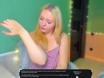 Mari_Kiku November 11, 2025