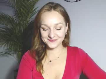 Alicialux November 14, 2025