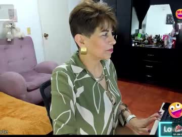 Angelina_Stone_65 November 18, 2025