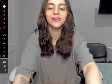 Broosnica1 November 18, 2025