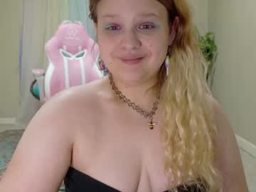 Emilyshaze November 18, 2025
