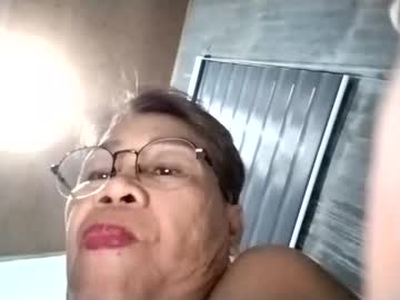 Lolamommie November 19, 2025