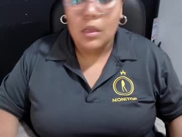 Angy_Ro12 November 19, 2025