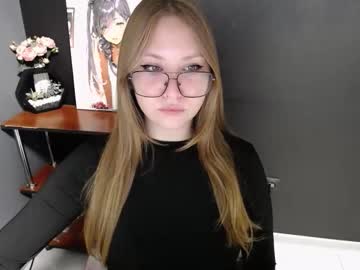 Cute_Minx November 20, 2025
