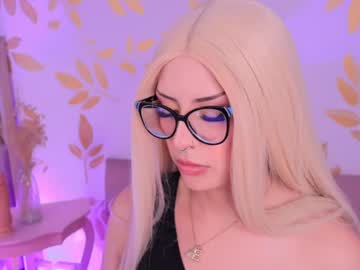 Misselektra__ November 21, 2025