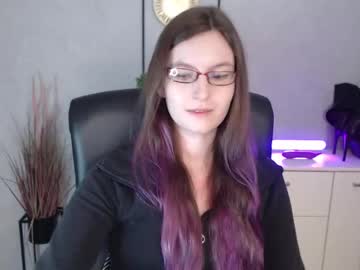 Emma_Lust94 November 21, 2025