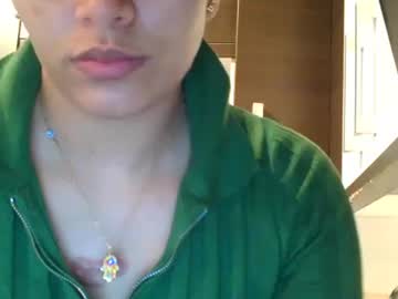Emmie_Xxx November 21, 2025