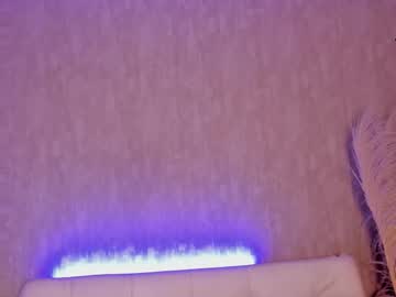 Pixy_20 November 22, 2025