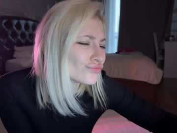 Alexa_Novak November 23, 2025