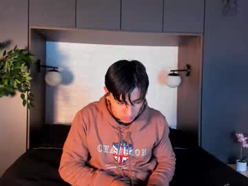 Andyjoy_ November 23, 2025