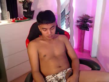 Asianboyhunt November 27, 2025