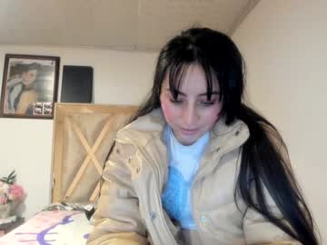 Mia_Kanee November 28, 2025
