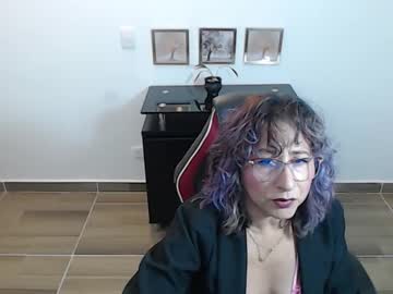 Emmilychevalier November 28, 2025
