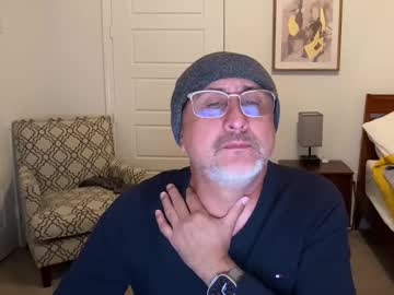 Latinnous December 01, 2025