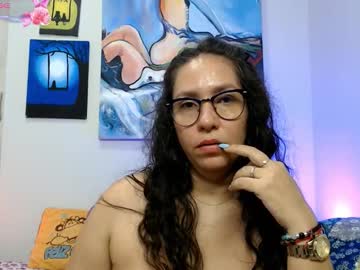 Goddessnahi December 01, 2025