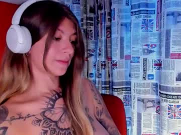 Emmaa_Hostt December 01, 2025