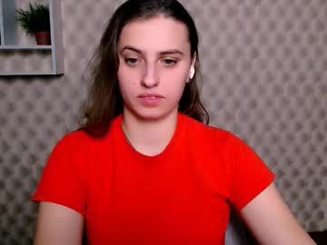 Mariatess_ December 02, 2025