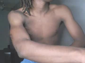 Leomalonee December 03, 2025