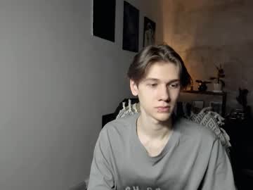 0verlandd December 04, 2025