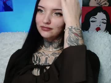 Molly_Montanaaa December 04, 2025