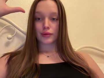Juicy_Angels December 05, 2025