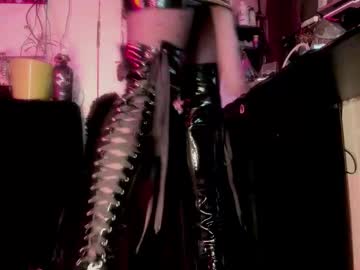 Miss_Asmodeus December 05, 2025