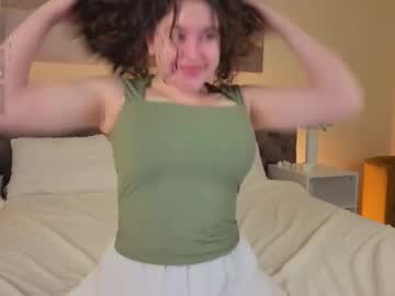 Ariella_Sol December 06, 2025