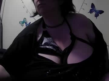 Alli_Kat78 December 09, 2025