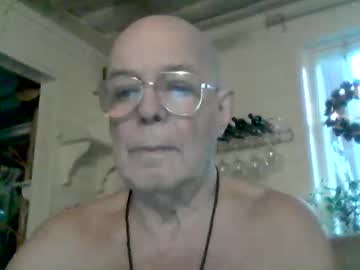 Nudistjavist December 16, 2025