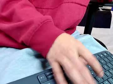 Twink_Sebas_ December 17, 2025
