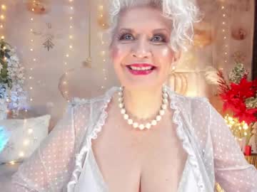 Victoria_Dior December 18, 2025