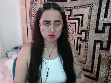 Ninakravtz December 19, 2025