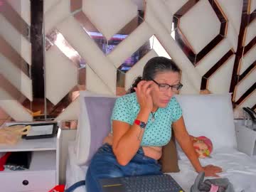 Keyla_Milf December 23, 2025