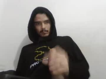 Danielhot17 December 24, 2025