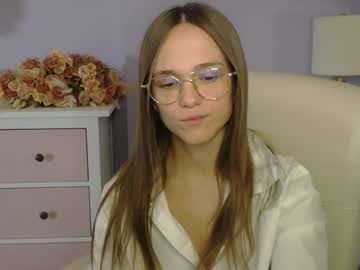 Emilly_Lust99 December 27, 2025