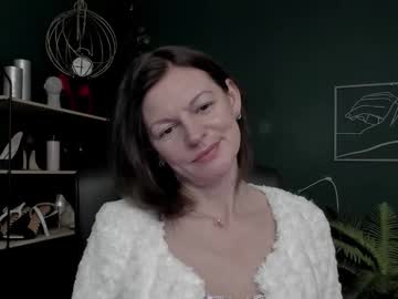Vivian_Dream December 27, 2025