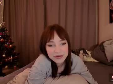 Shy_Thumbelina January 02, 2026