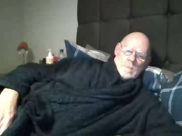 Kevlooking4sez January 03, 2026