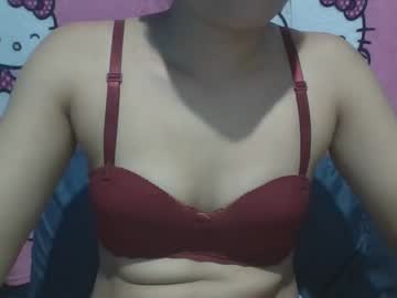Sexyhotmom_25 January 03, 2026