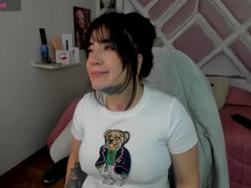 Emilayton_ January 04, 2026