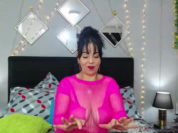 Tiara_Mature January 07, 2026